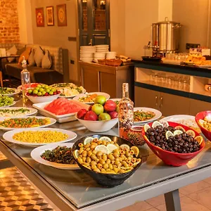 azade-premier.istanbul-turkeyhotels.com/